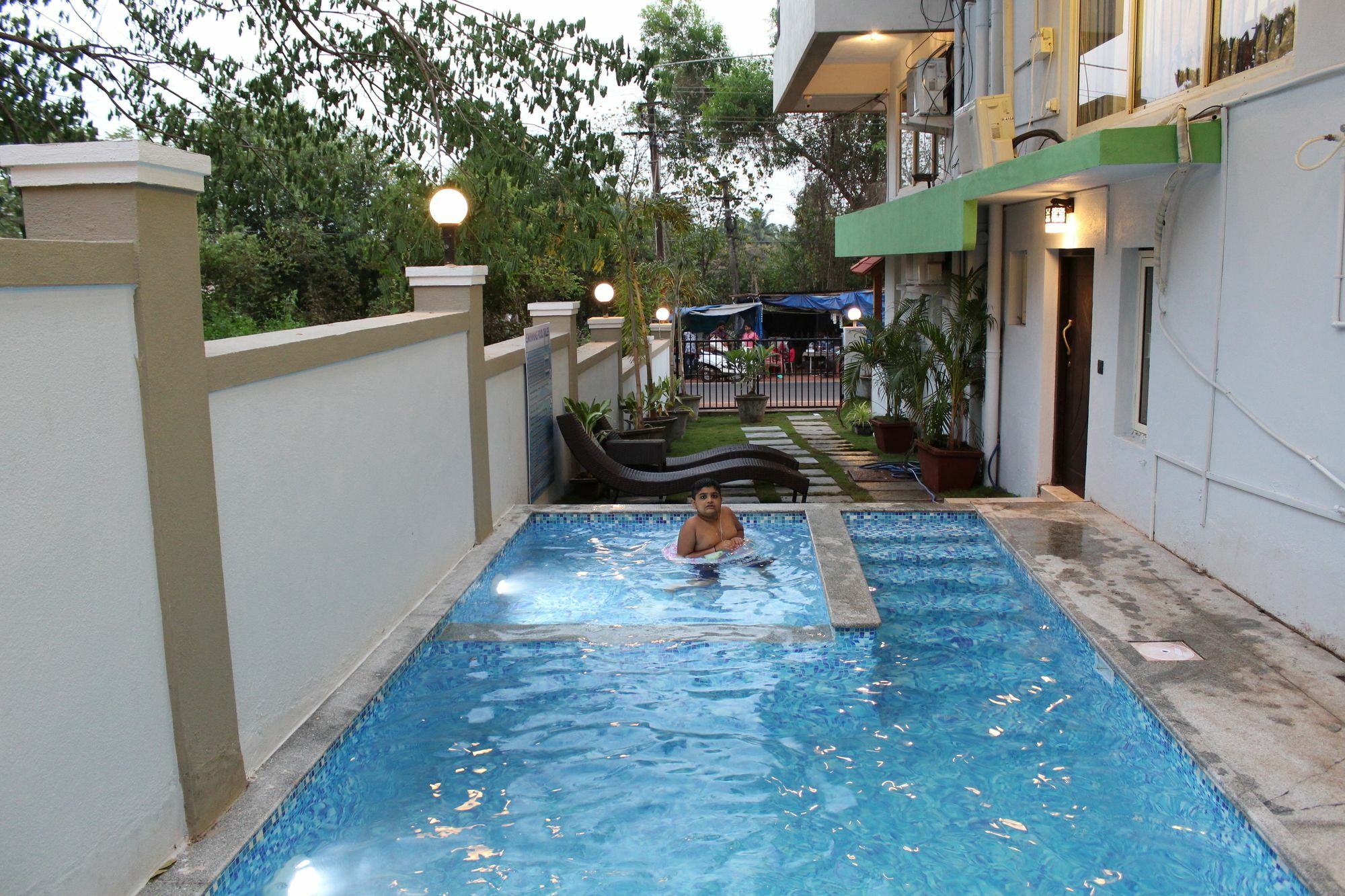 Kay'S Riverview Resort Baga Kültér fotó